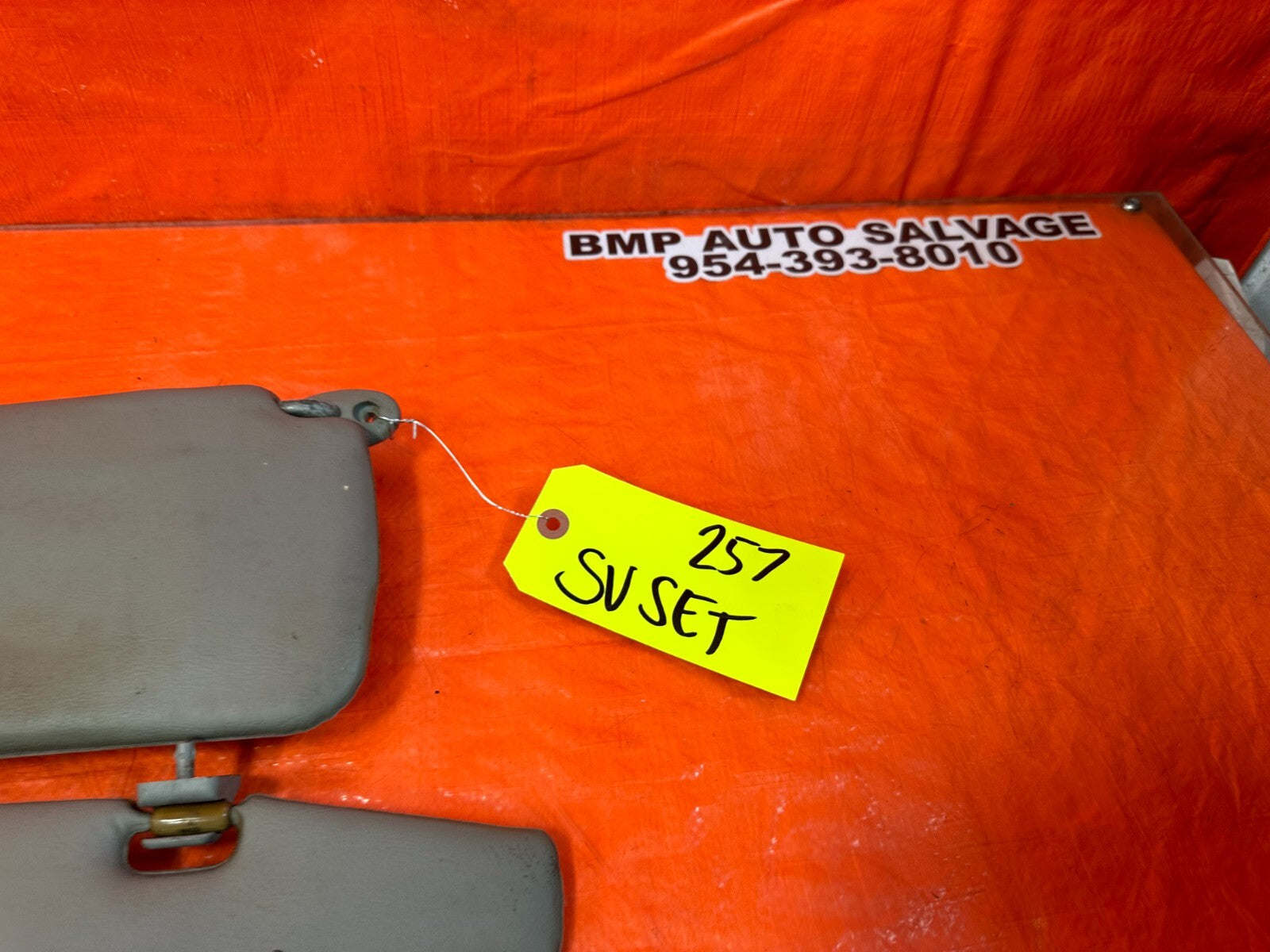 92 95 HONDA CIVIC   LEFT AND RIGHT SUN VISORS PAIR SET   GRAY   OEM #2571