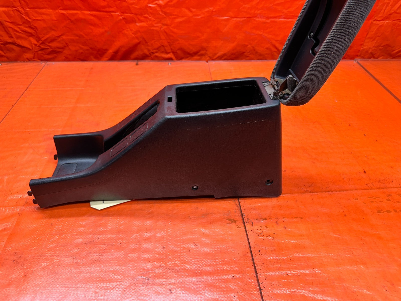 94 01 ACURA INTEGRA CENTER CONSOLE ARMREST LID ASSEMBLY OEM #3316