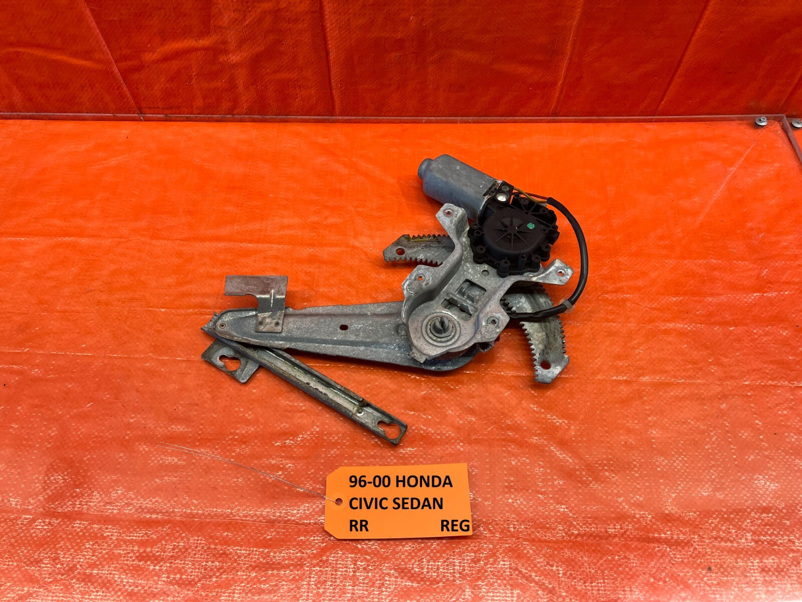 96 00 HONDA CIVIC 4D SEDAN PASSENGER RIGHT REAR WINDOW REGULATOR W MOTOR OEM 1420