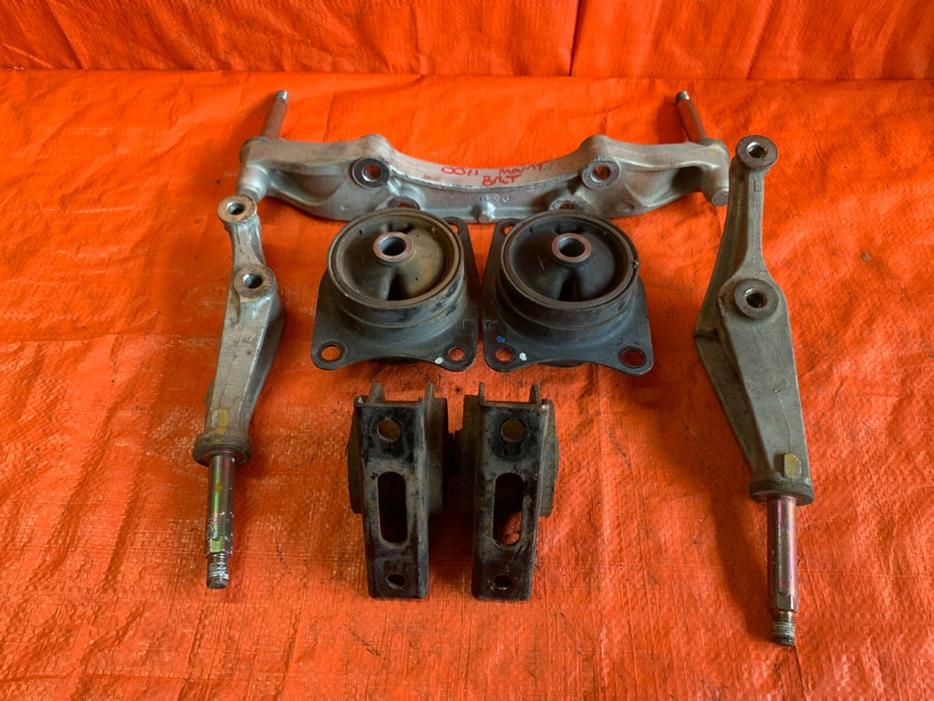 OEM 2001 01 HONDA S2000 AP1   REAR DIFFERENTIAL DIFF MOUNTS BRACKETS SET MOUNT10