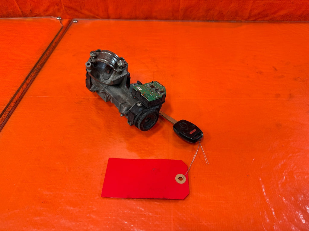 06 11 HONDA CIVIC   2.0L   K20Z3   6 SPEED MANUAL KEY AND IGNITION SWITCH   OEM0