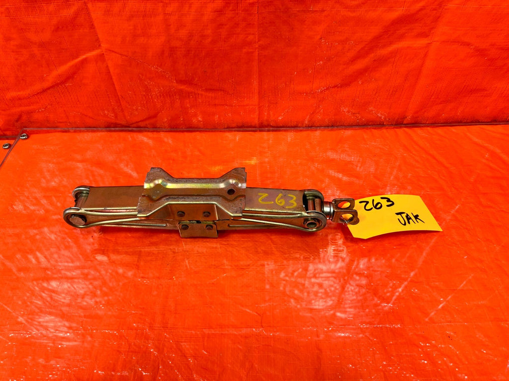 97 01 HONDA PRELUDE SPARE TIRE TOOL JACK   OEM #2639