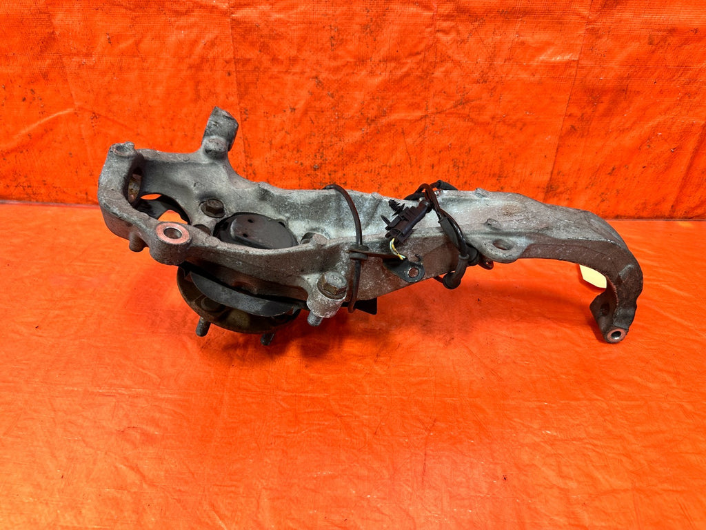 08 12 INFINITI G37 SPORT   DRIVER LEFT FRONT SPINDLE KNUCKLE HUB   OEM #3289
