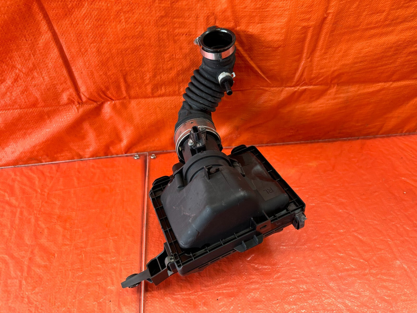 16 20 INFINITI Q50 Q60 3.0 AIR INTAKE HOUSING W/ INLET DUCT ARM RIGHT R OEM #2220