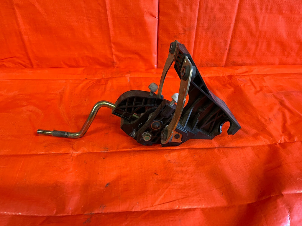 02 05 HONDA CIVIC SI EP3 HATCHBACK 2.0   FACTORY SHIFTER GEAR SELECTOR   OEM OE0