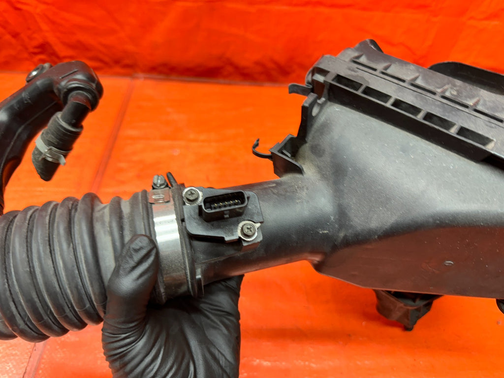 14-15 INFINITI Q50 4D 3.7L VQ37VHR RIGHT PASSENGER AIR INTAKE BOX TUBE OEM #Q509