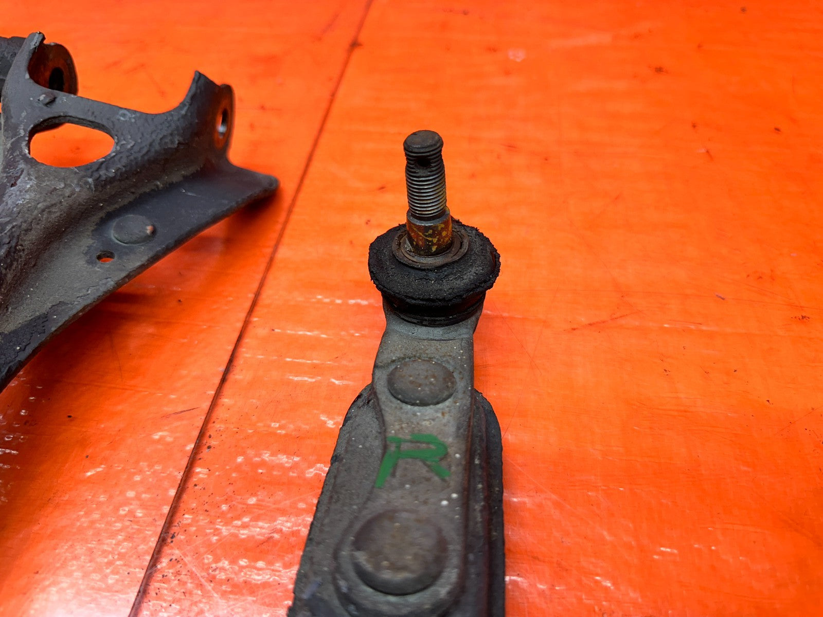92 96 HONDA PRELUDE RIGHT REAR CONTROL ARMS SET OF 3   OEM #33210