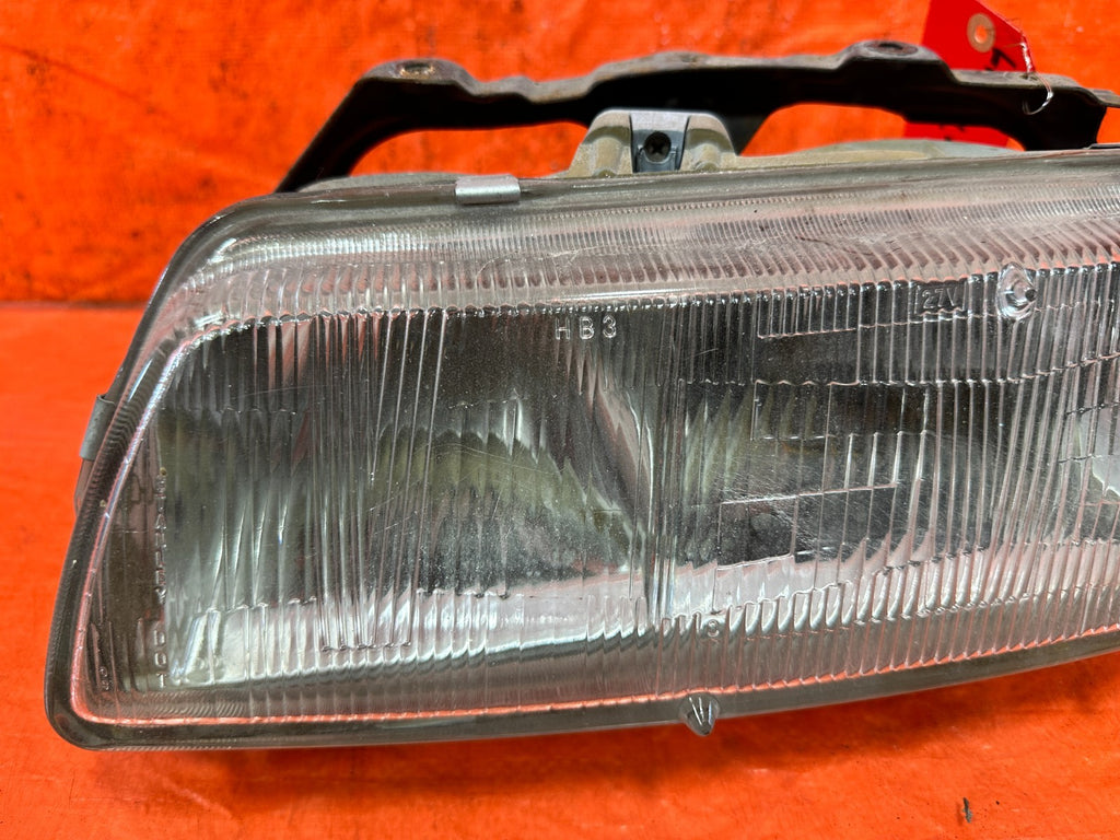 90 91 HONDA CIVIC HATCHBACK   DRIVER LEFT HEADLIGHT HEADLAMP   OEM 3253