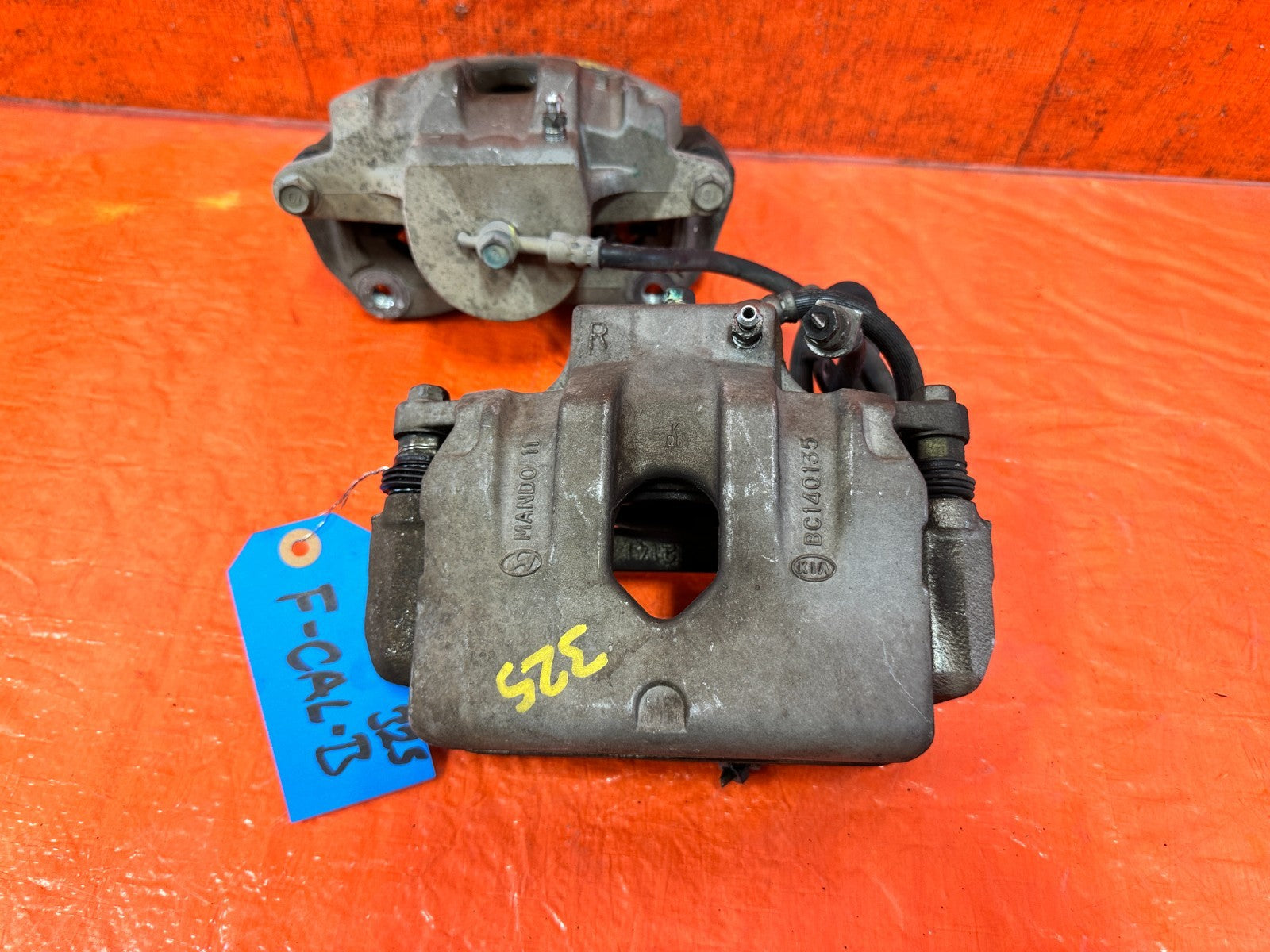 10 16 HYUNDAI GENESIS COUPE   NON BREMBO   FRONT BRAKE CALIPERS LEFT RIGHT #3251