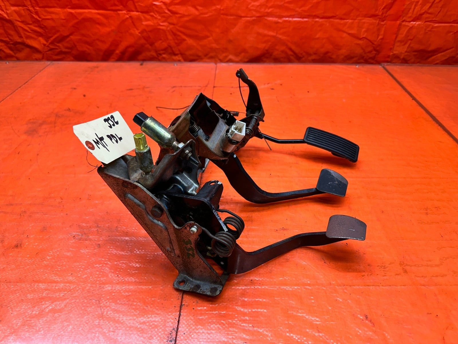 92 96 HONDA PRELUDE MT MANUAL CLUTCH BRAKE GAS PEDALS OEM #33210