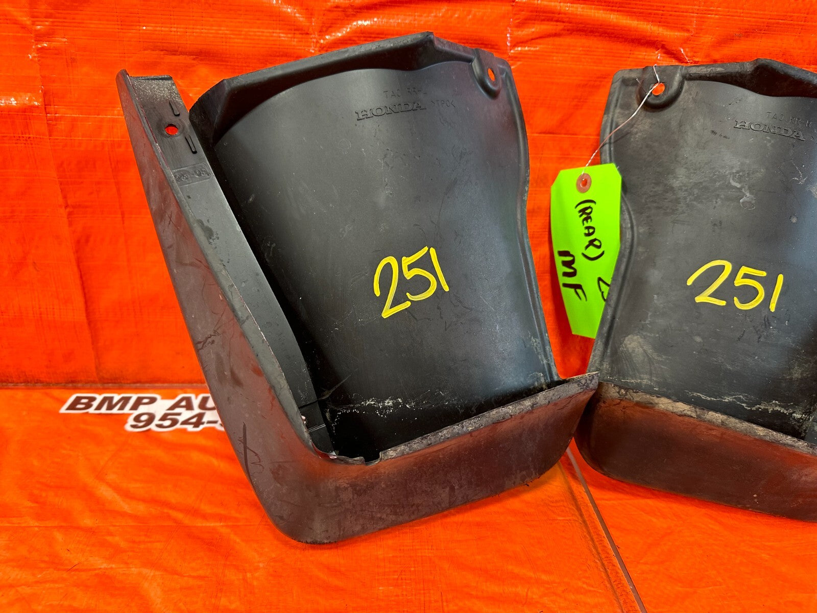 08 12 HONDA ACCORD SEDAN REAR MUD FLAP / SPLASH GUARD SET LEFT & RIGHT OEM #2515