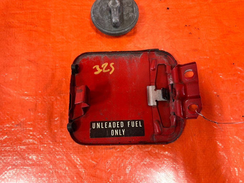 90 91 HONDA CIVIC HATCHBACK   FUEL LID / GAS CAP COVER   OEM 3251