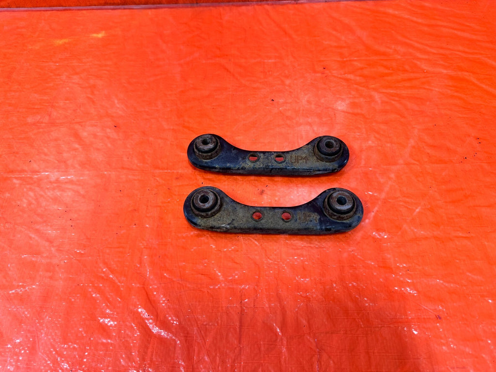 94 01 ACURA INTEGRA   RIGHT REAR UPPER CONTROL & COMPENSATOR ARM SET   OEM #2740