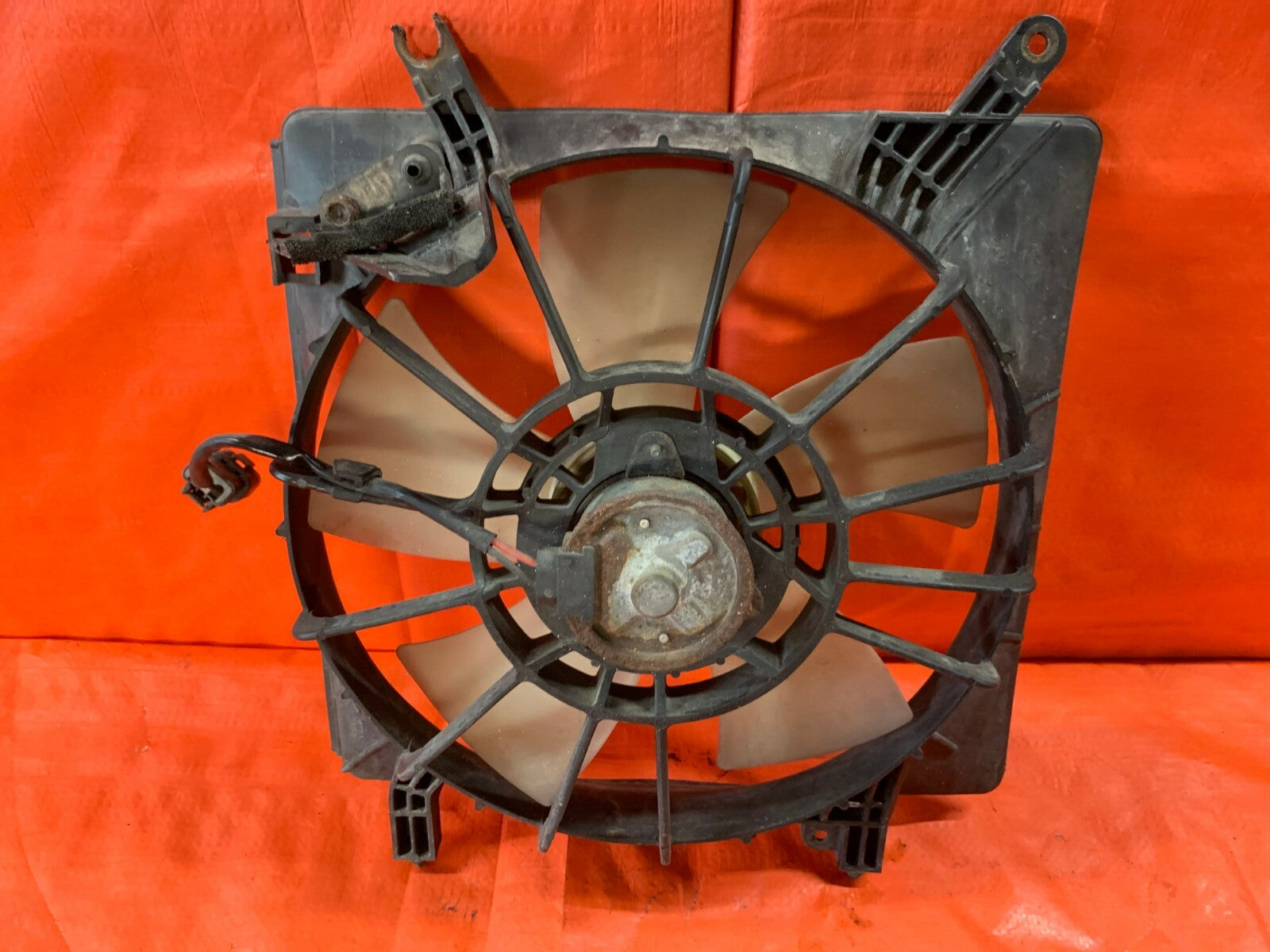2003 03 ACURA RSX TYPE S   RADIATOR COOLING FAN   5 BLADE MODEL 2