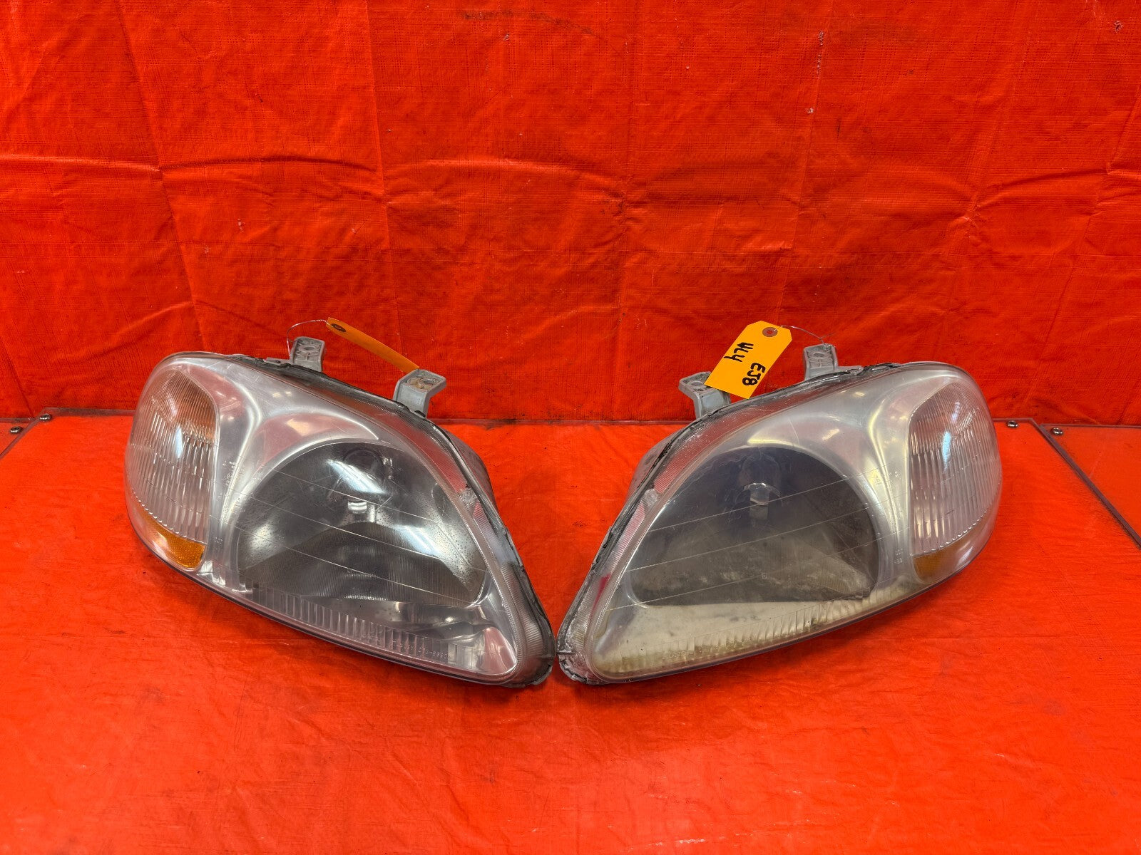 96 98 HONDA CIVIC   LEFT AND RIGHT FACTORY HEADLIGHTS HEADLAMPS   OEM OE #WEAR!0