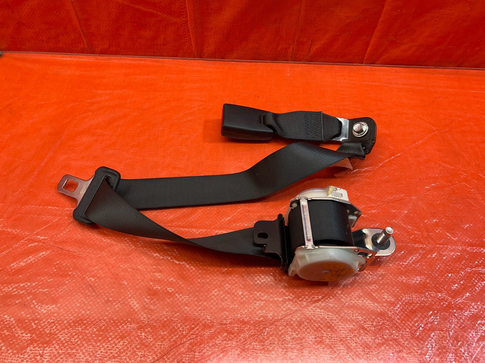 07 11 HONDA CIVIC SI SEDAN   REAR CENTER SEAT BELT SAFETY BELT   BLACK   OEM 1550