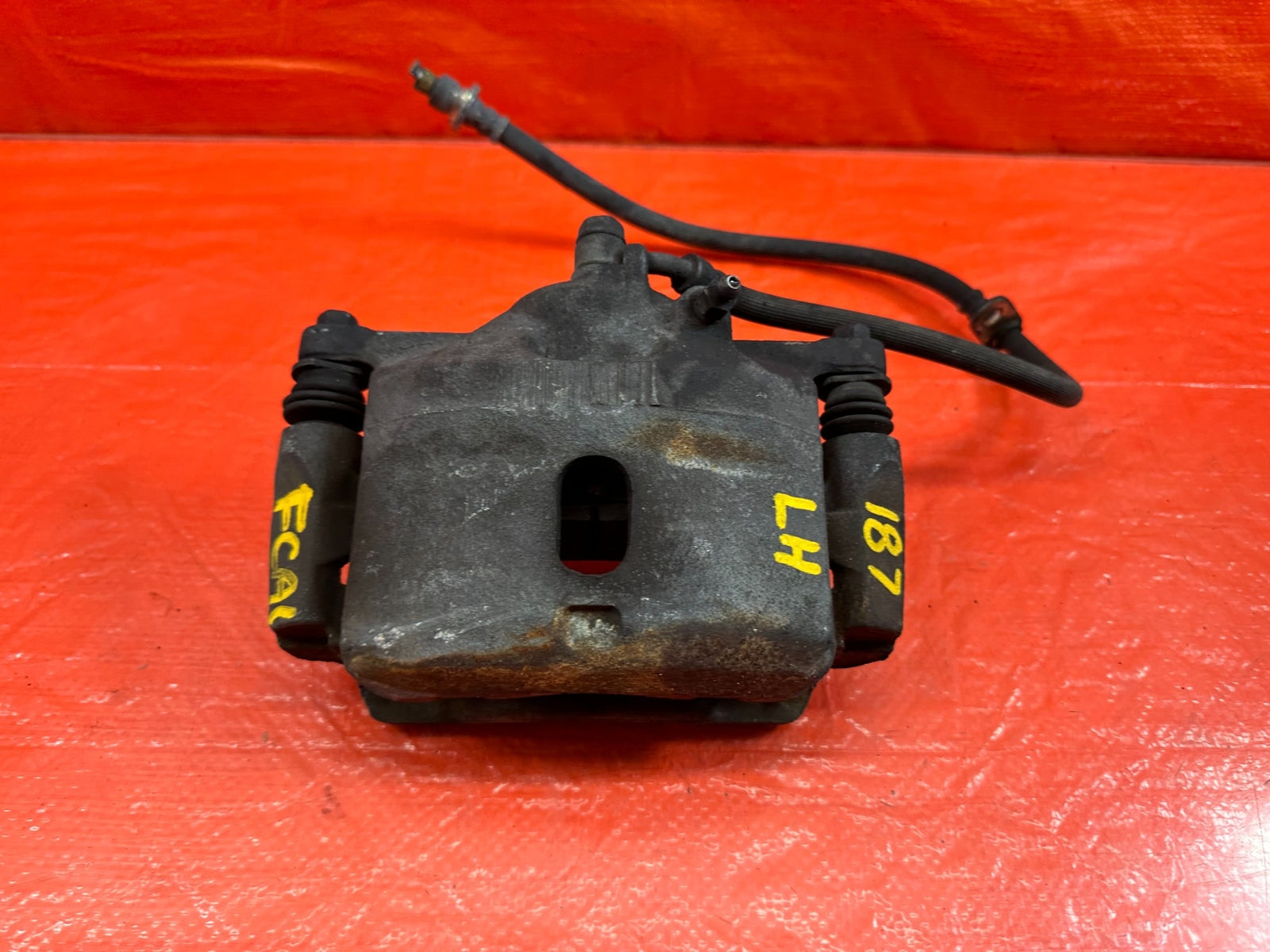 02 05 HONDA CIVIC SI EP3 HATCHBACK   DRIVER LEFT FRONT BRAKE CALIPER   OEM #1876