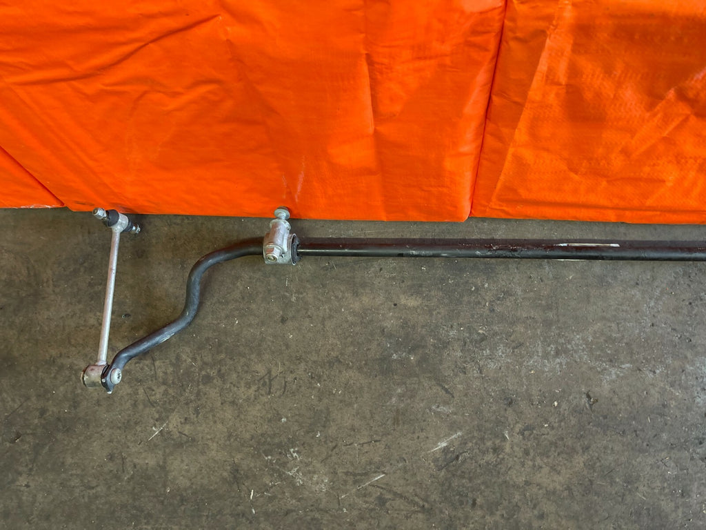 15 19 MERCEDES BENZ C300 SEDAN   REAR SWAY STABILIZER BAR   OEM FACTORY OE3