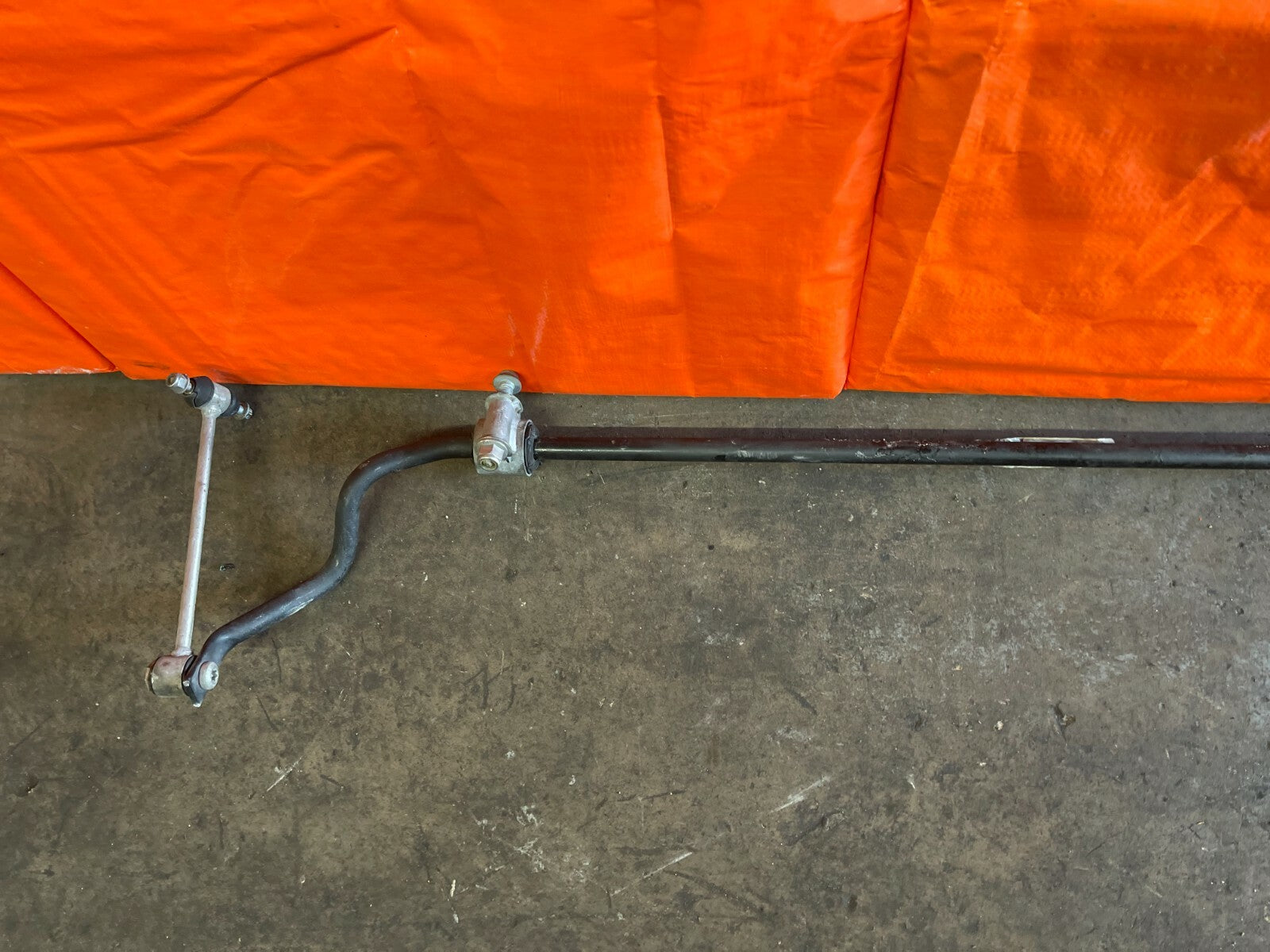 15 19 MERCEDES BENZ C300 SEDAN   REAR SWAY STABILIZER BAR   OEM FACTORY OE3