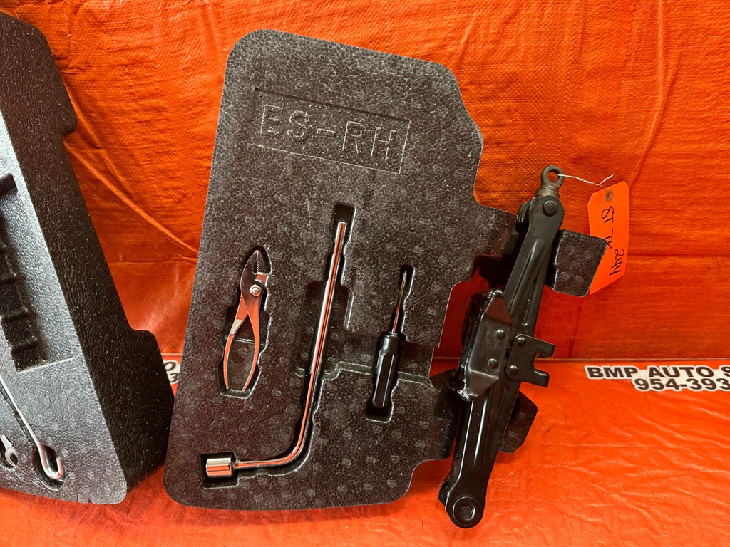 07 12 LEXUS ES350   SPARE TIRE TOOL KIT   JACK LUG NUT WRENCH SWIVEL   OEM #2444