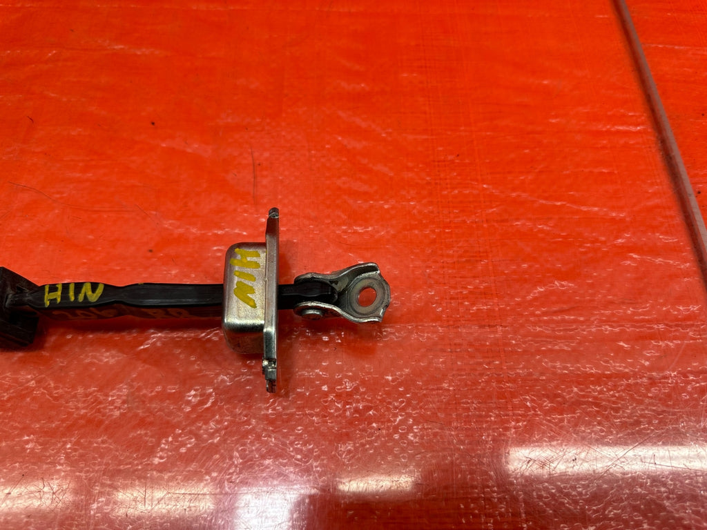 08 15 LANCER EVOLUTION X EVO 10   RIGHT REAR DOOR CHECKER HINGE ARM STOPPER 2065
