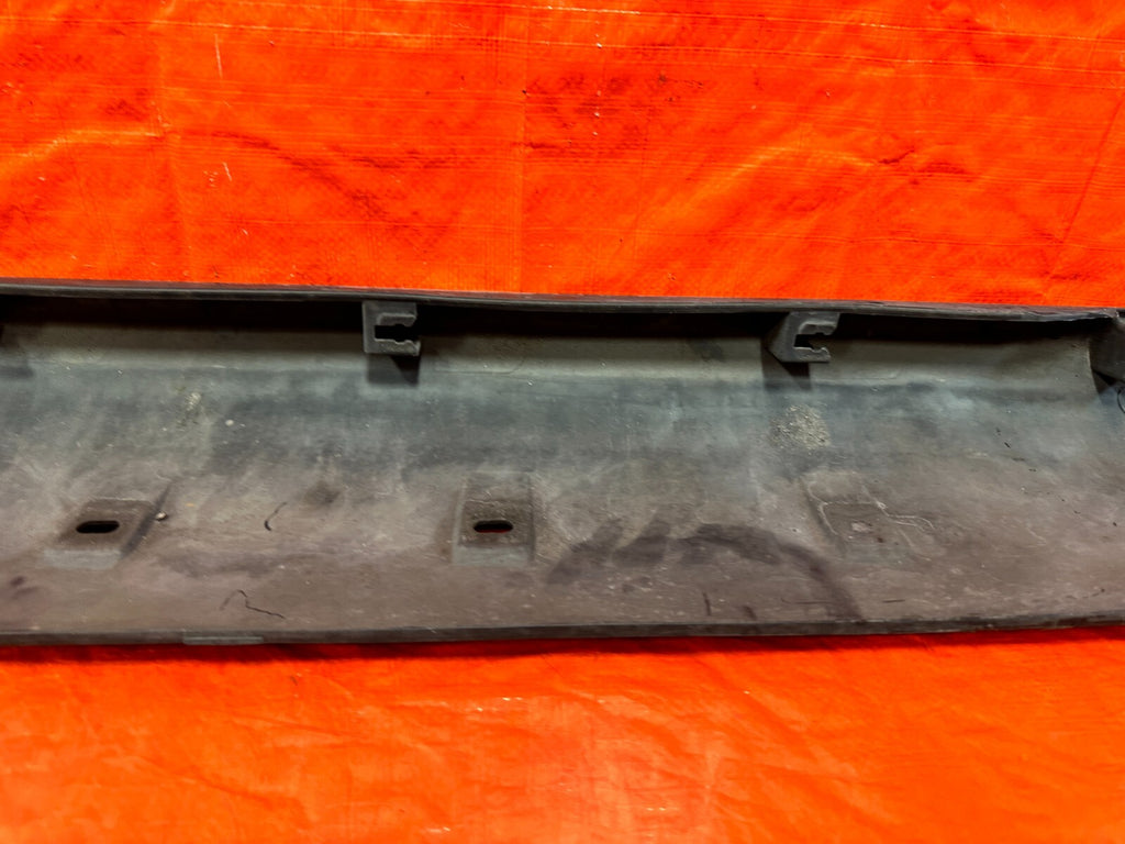 93 97 HONDA DEL SOL   SIDE SKIRT ROCKER MOLDING TRIM   RIGHT SIDE   OEM #29410