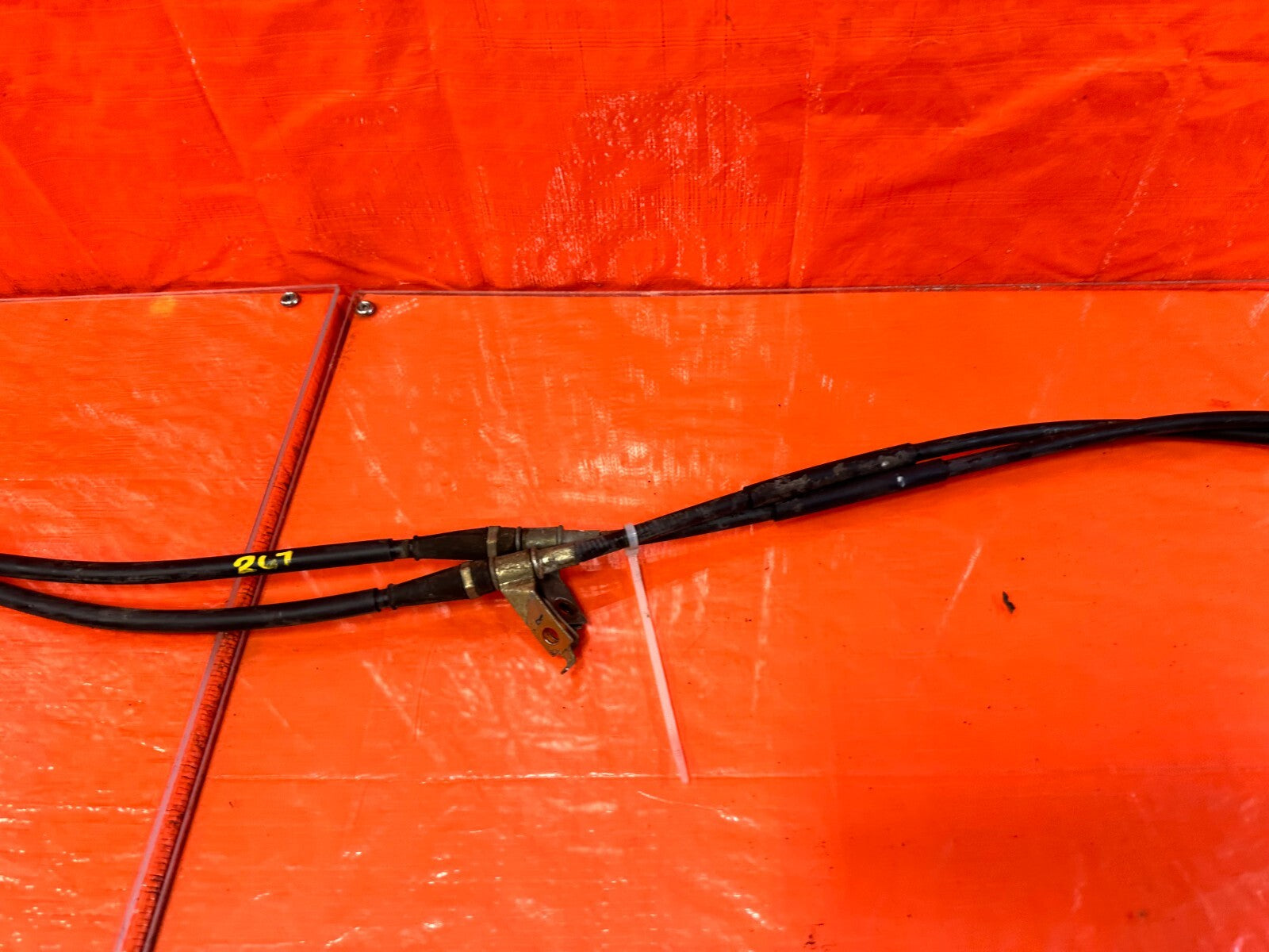 90 93 MAZDA MX 5 MIATA   EMERGENCY PARKING BRAKE CABLE SET CABLES LEFT RIGHT OEM7