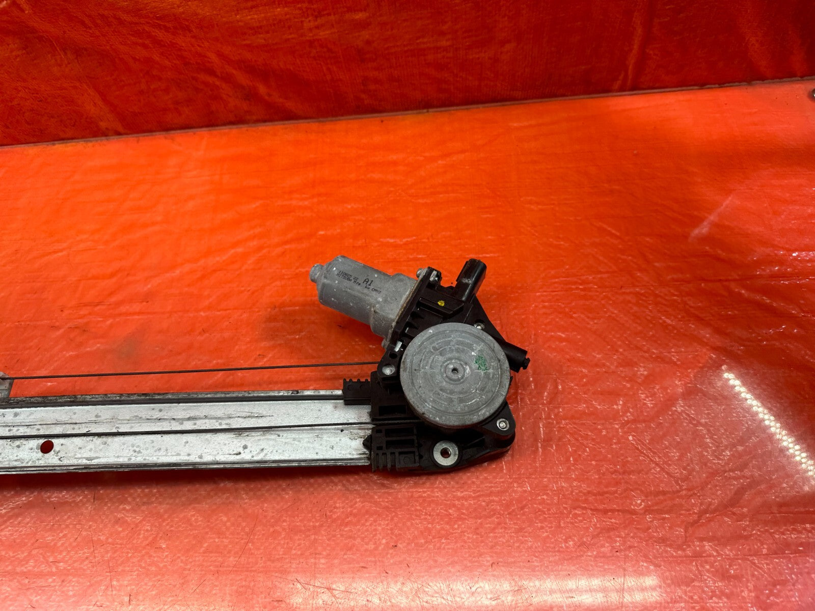 08 12 HONDA ACCORD SEDAN RIGHT FRONT   WINDOW REGULATOR W/ MOTOR   OEM #2391