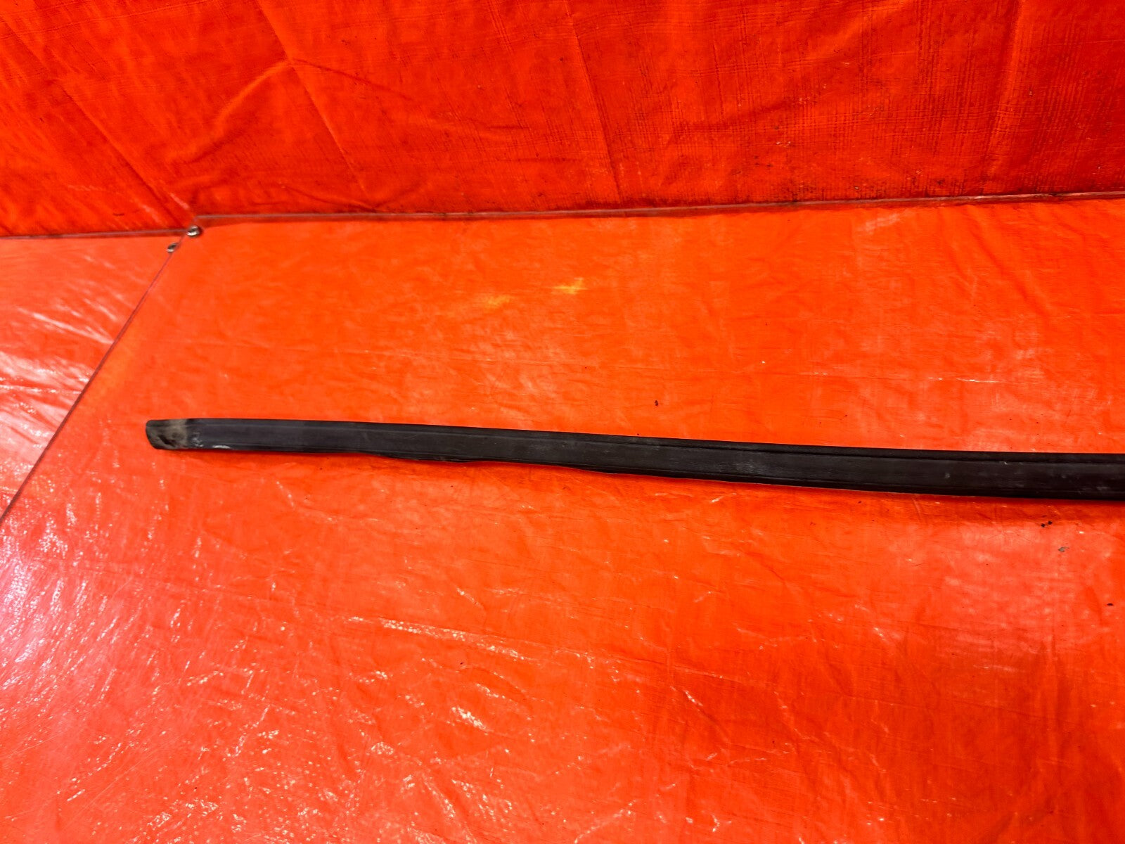 88 91 HONDA CRX   WINDSHIELD TRIM GARNISH MOLDING DRIVER LEFT   OEM #2774