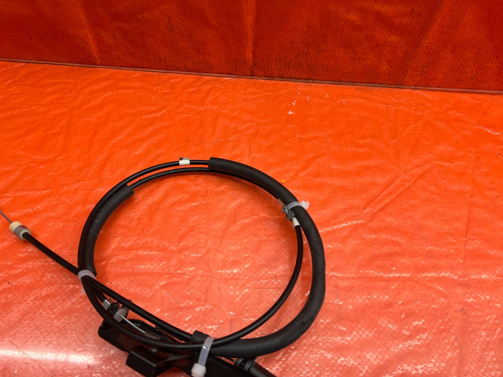 08 15 INFINITI G37 & Q60   2D COUPE   REAR SEAT RELEASE CABLE   OEM #1695