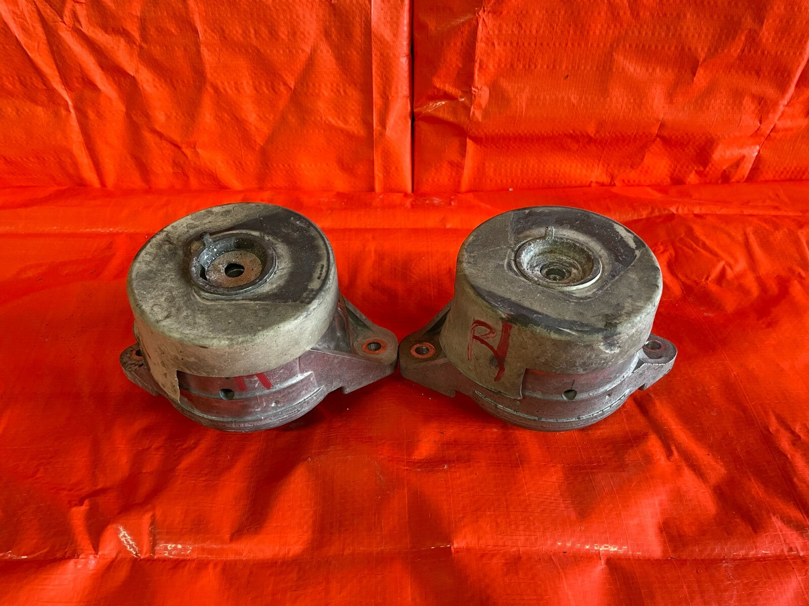 15 17 MERCEDES BENZ C300   AWD   MOTOR MOUNT SET MOUNTS   LEFT RIGHT   OEM OE4