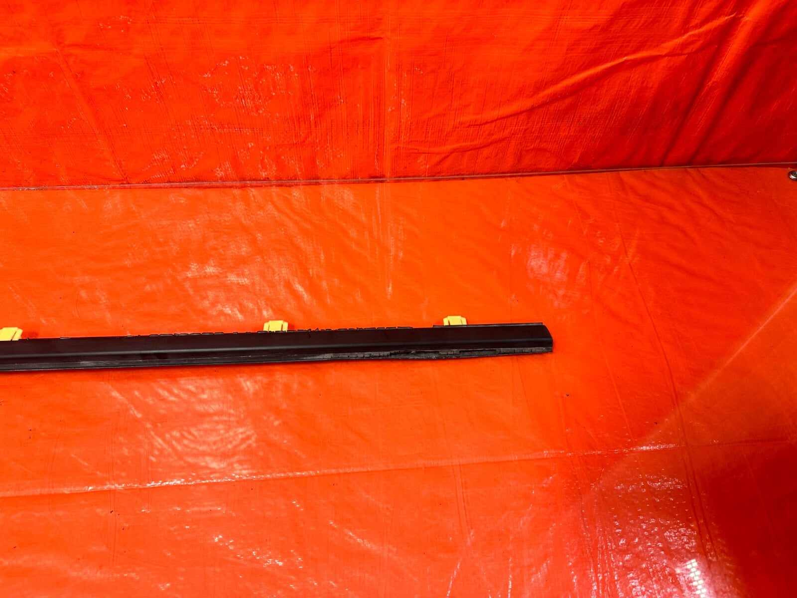 12 15 HONDA CIVIC SI 2D COUPE PASSENGER RIGHT FRONT EXTERIOR GLASS TRIM OEM 2694