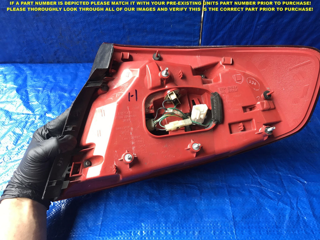 OEM 2005 2006 05 06 INFINITI G35 DRIVER LEFT REAR TAIL LIGHT L LH 220 637906
