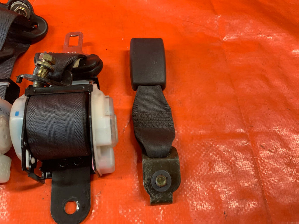 OEM 2003 03 ACURA RSX TYPE S   REAR SEAT BELT SET DRIVER LEFT PASSENGER RIGHT1