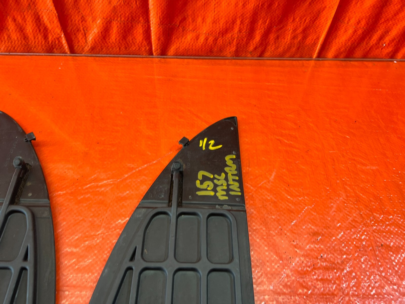 90 91 HONDA CRX REAR QUARTER PANEL TRIM STORAGE COMPARTEMNT COVER LEFT RIGHT 15714