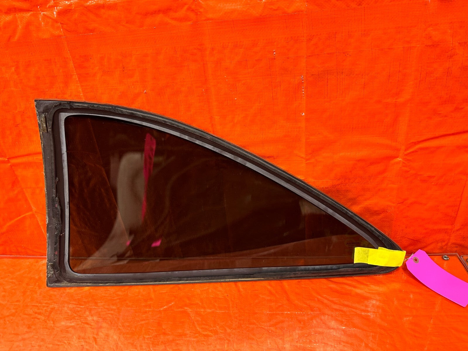 96 00 HONDA CIVIC   2D COUPE PASSENGER RIGHT REAR   QUARTER 1/4 GLASS   OEM #2844