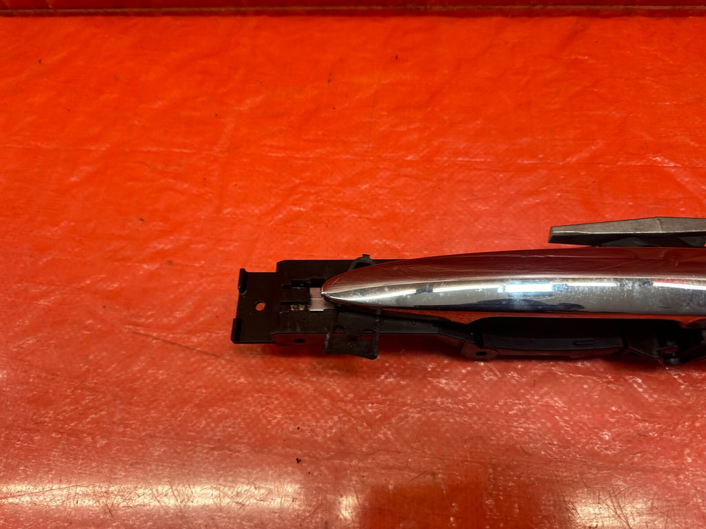 14 20 INFINITI Q50 DRIVER LEFT REAR EXTERIOR DOOR HANDLE W/ CAP AND BASE OEM 1317