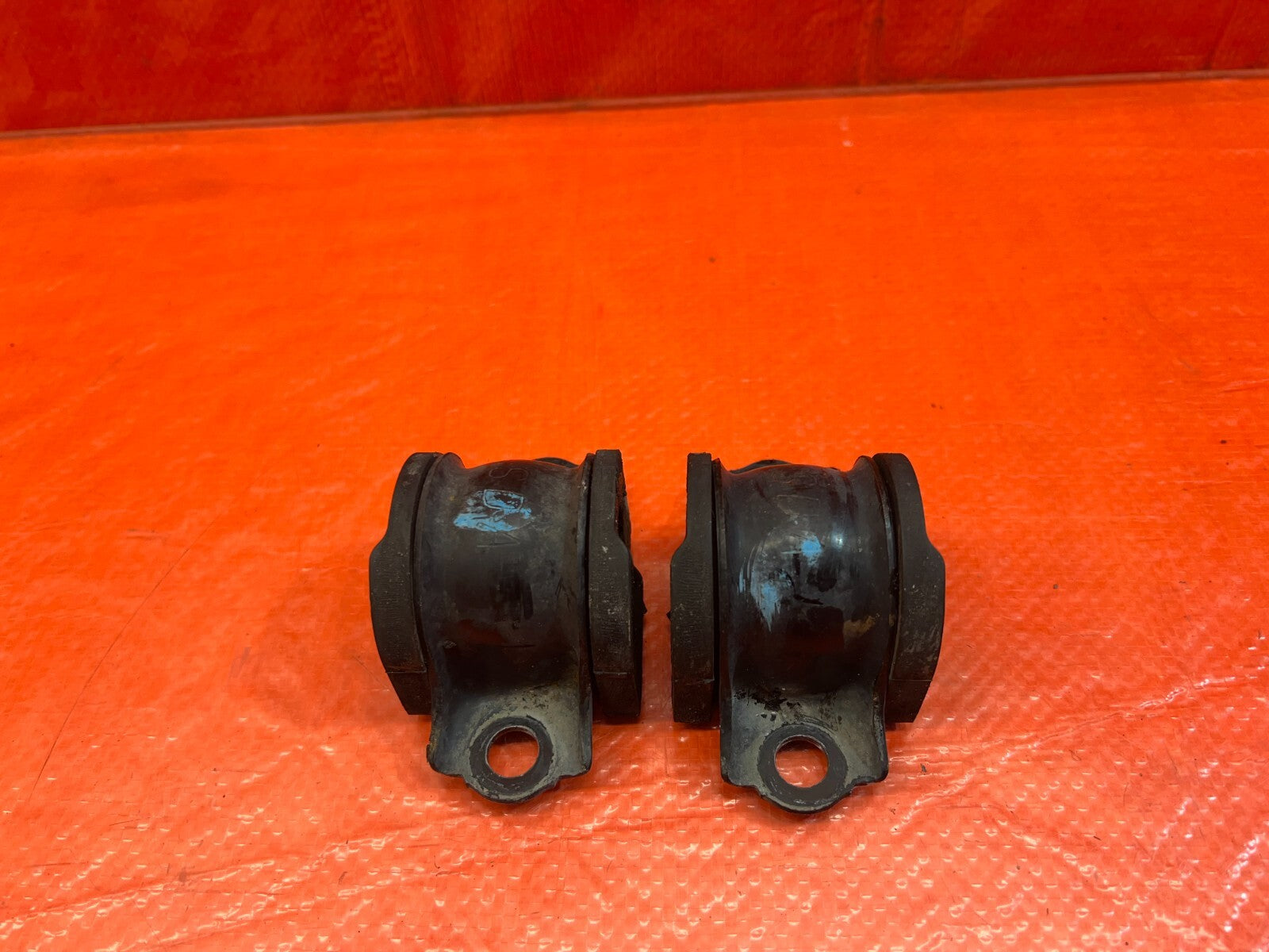 09 14 ACURA TSX   FRONT SWAY BAR MOUNTING BRACKET & BUSHING SET   OEM #1685
