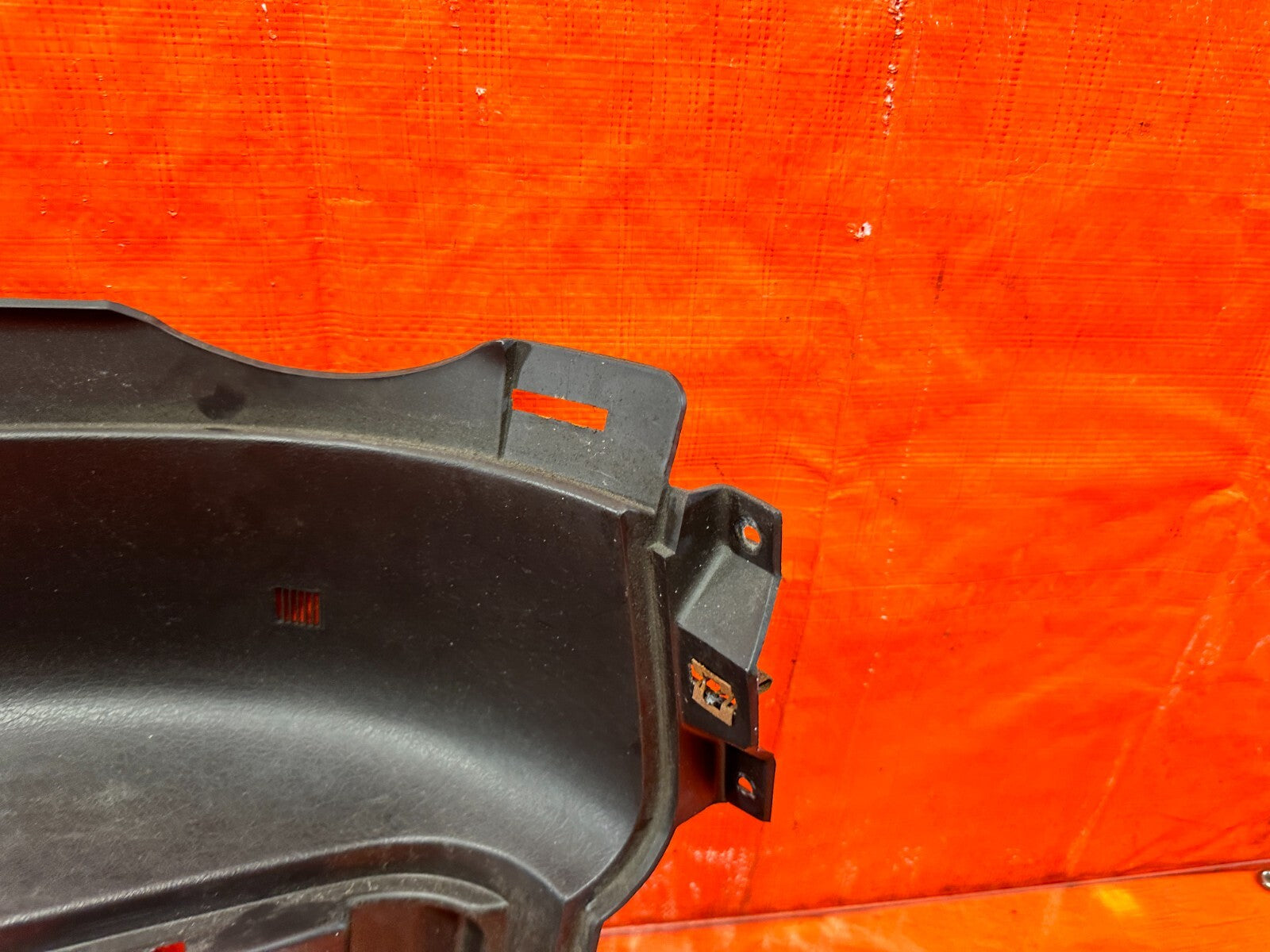 93 97 HONDA DEL SOL   PASSENGER RIGHT QUARTER PANEL TRIM PLASTIC   OEM #2942