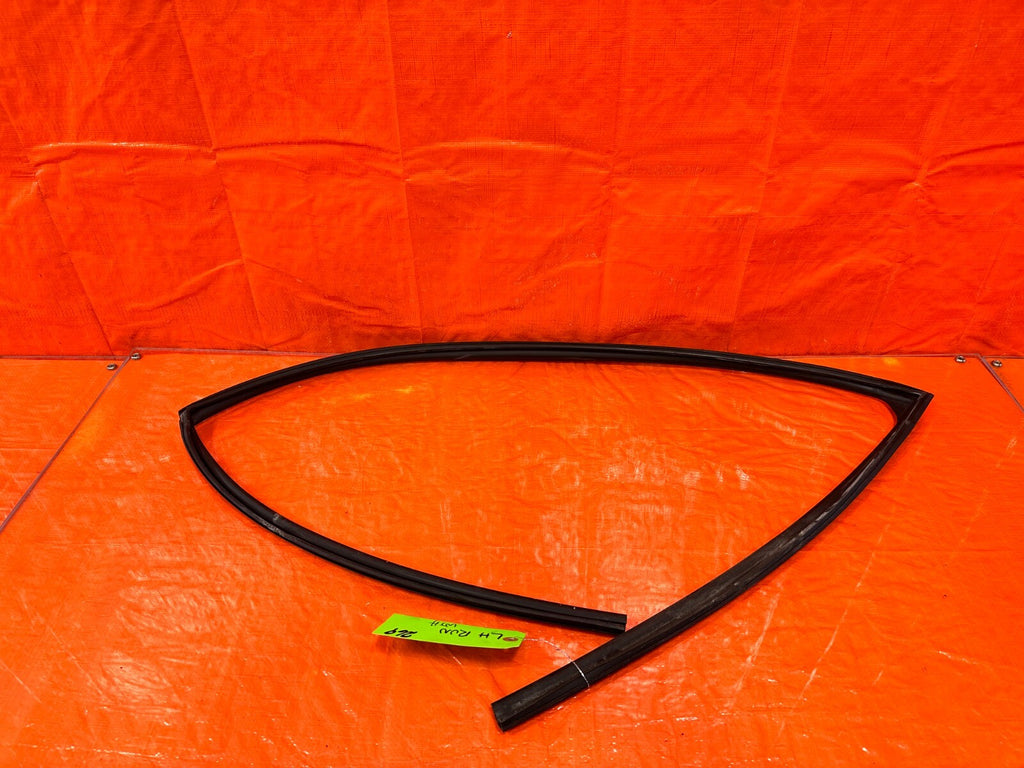 12 15 HONDA CIVIC SI 2D COUPE DRIVER LEFT FRONT WINDOW GLASS RUN CHANNEL OEM 2690