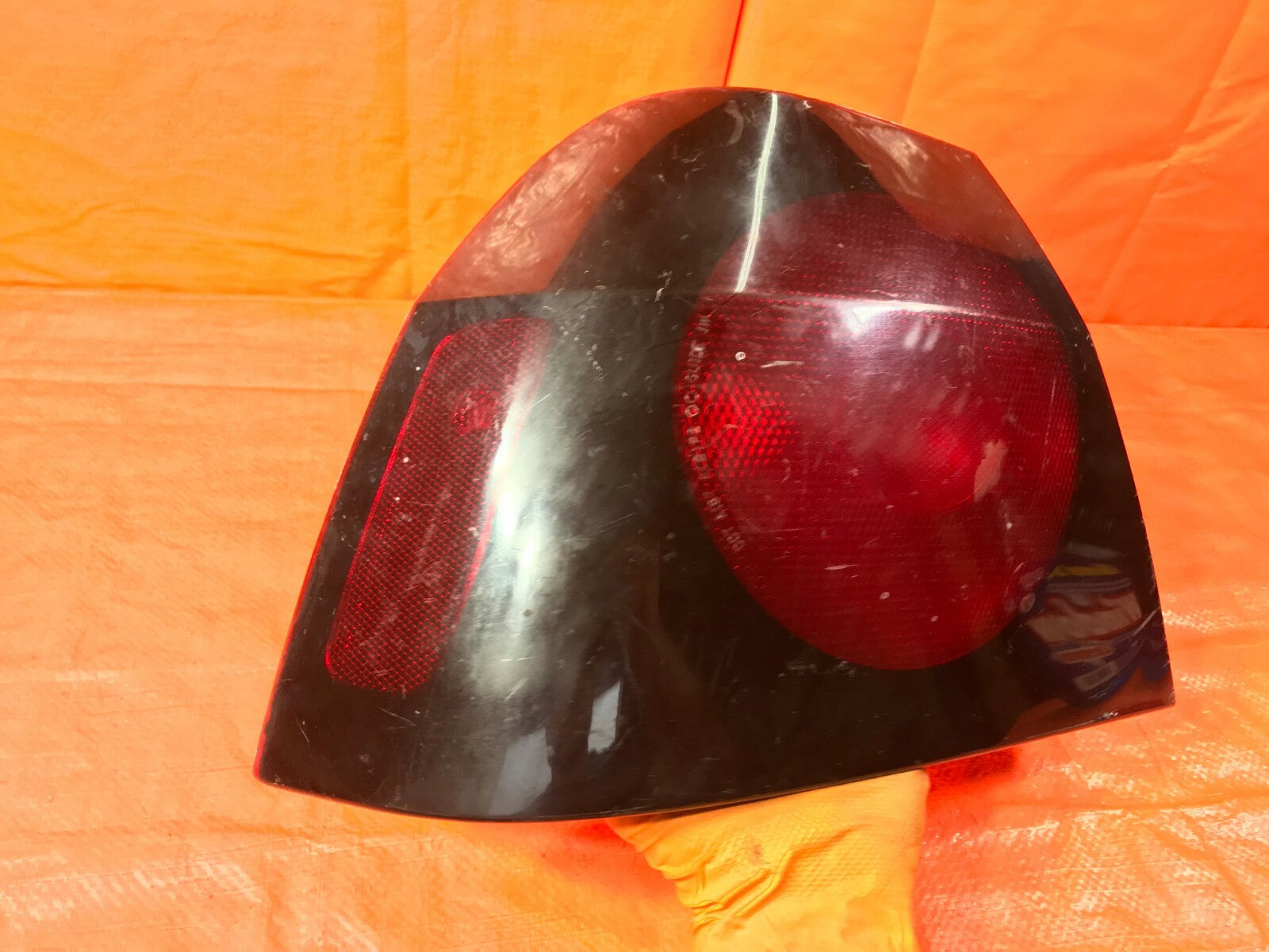 OEM 2004 2005 CHEVROLET IMPALA DRIVER LEFT OUTER TAIL LIGHT LAMP 04 05 165252614