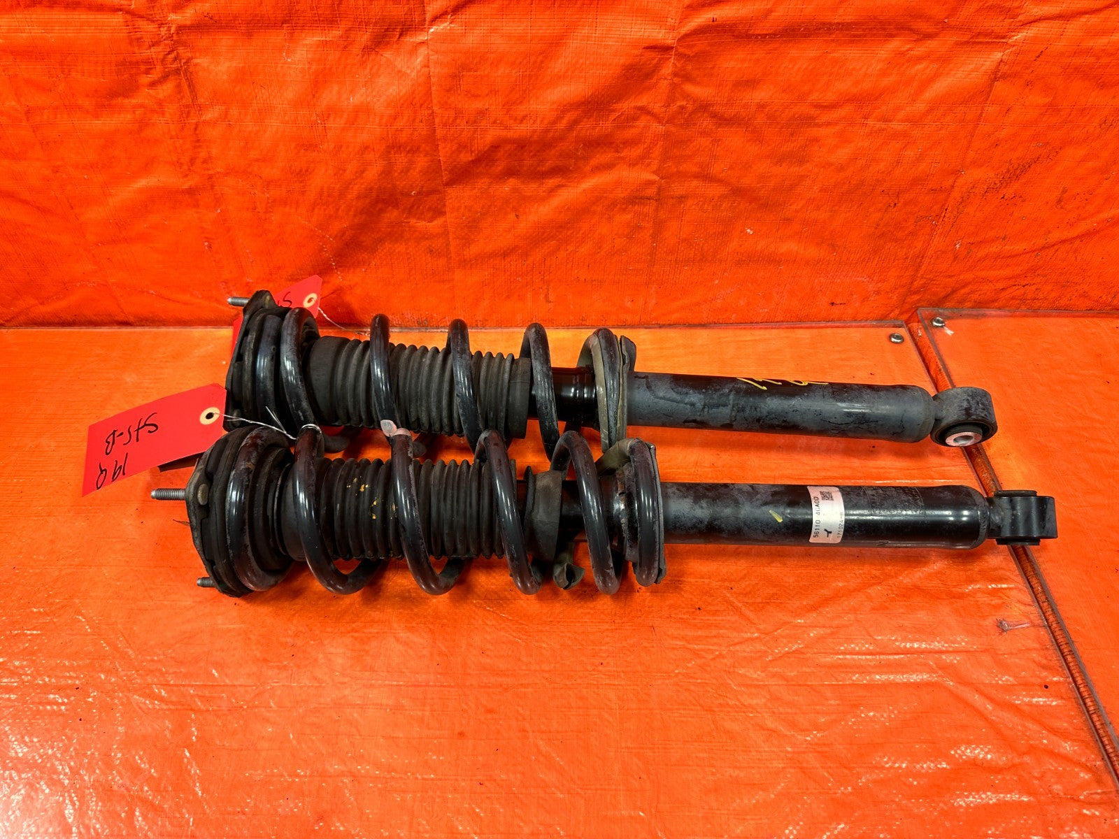 14 24 INFINITI Q50   NON ELECTRIC RWD FRONT SHOCKS & SPRINGS LEFT AND RIGHT OEM0
