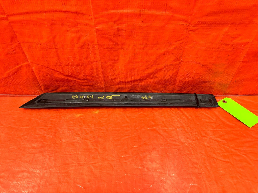 06 11 HONDA CIVIC SI 4D SEDAN   DOOR MOLDING IMPACT STRIP RIGHT REAR OEM #2824