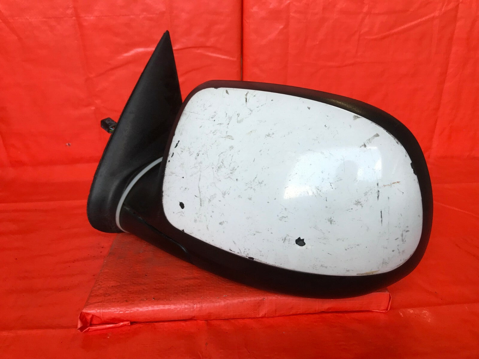 OEM 2002 02 GMC YUKON DRIVER LEFT SIDE VIEW MIRROR  HEATED   PUDDLE LITE   WHITE5