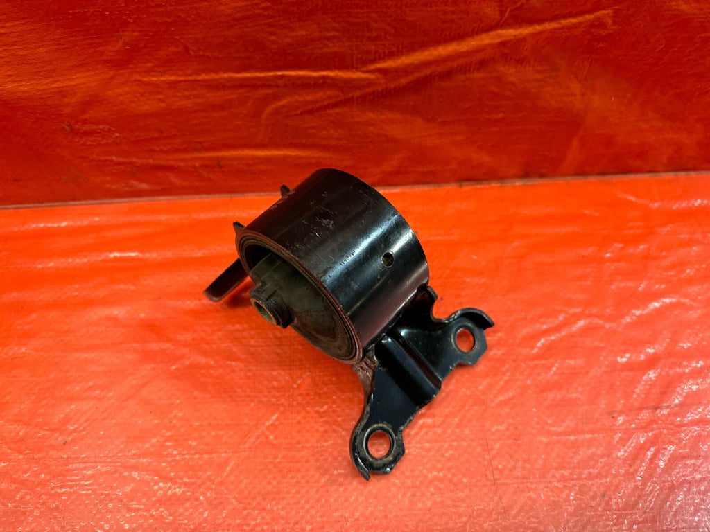 08 15 LANCER EVOLUTION X EVO 10 MR   AUTOMATIC   RIGHT FRONT MOTOR MOUNT OEM 2176