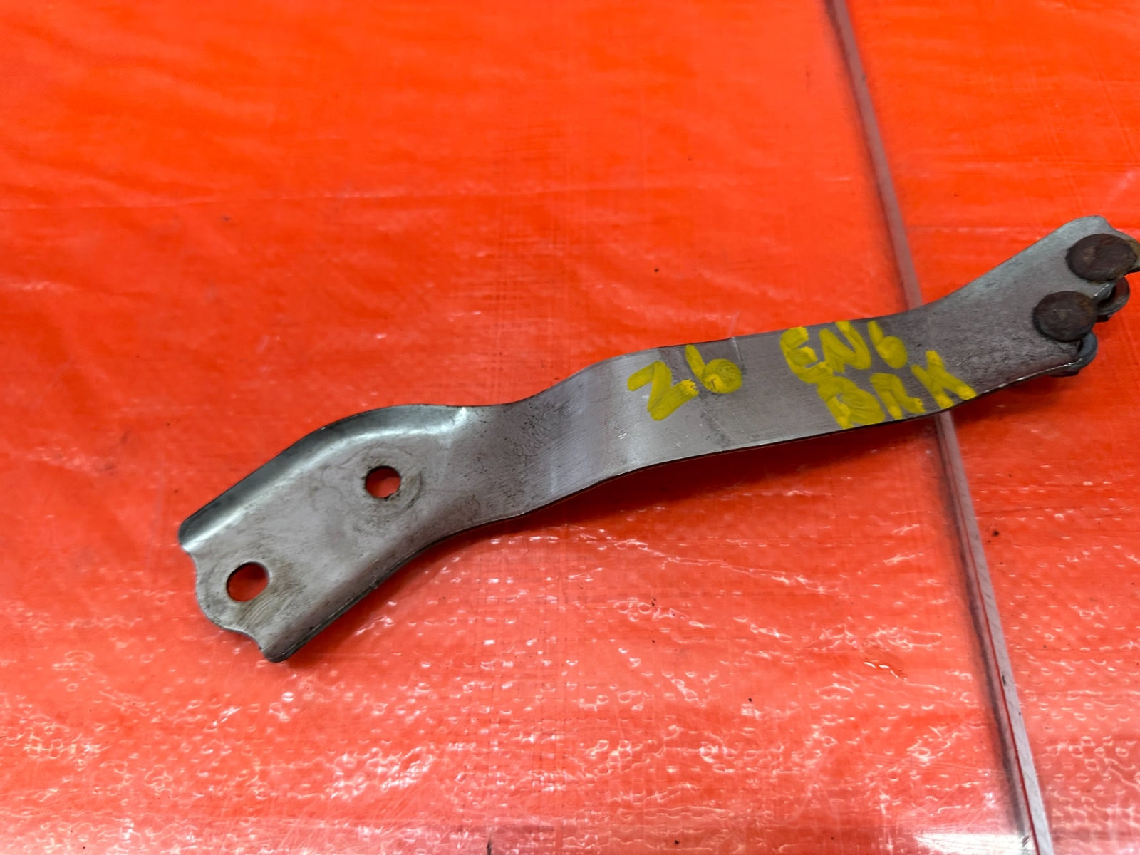 92 95 HONDA CIVIC EX SI   SOHC VTEC D16Z6   EXHAUST MANIFOLD BRACKET BRACE OEM5