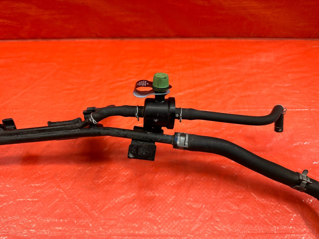 02 06 ACURA RSX TYPE S K20A2 FUEL EVAP SERVICE PORT INJECTOR PULSATION LINE #1876