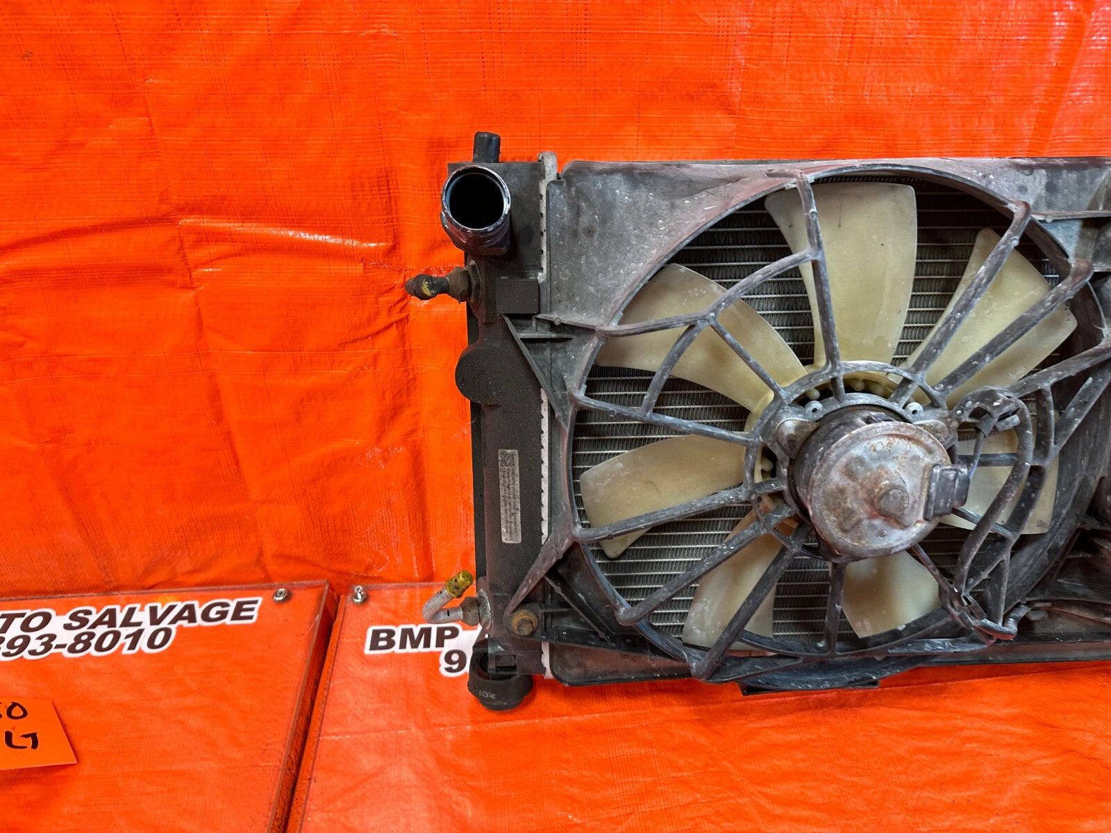 00 05 TOYOTA CELICA GTS MANUAL RADIATOR W/ BOTH COOLING FANS & OVERFLOW TANK OEM8