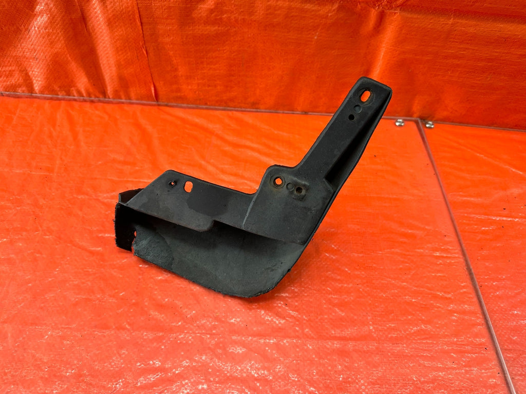 96 00 HONDA CIVIC   MUD FLAP / SPLASH GUARD   LEFT FRONT   OEM FACTORY OE #22114