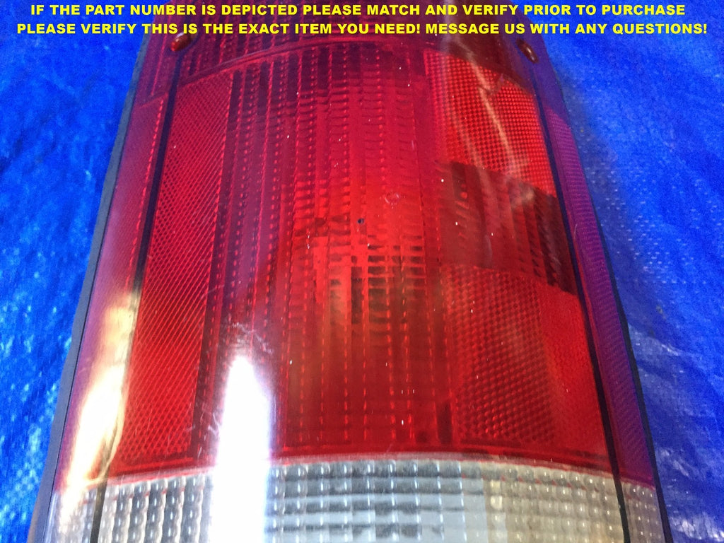 OEM 97 98 99 00 01 02 03 FORD E150 E250 E350 VAN PASSENGER RIGHT TAIL LIGHT #22